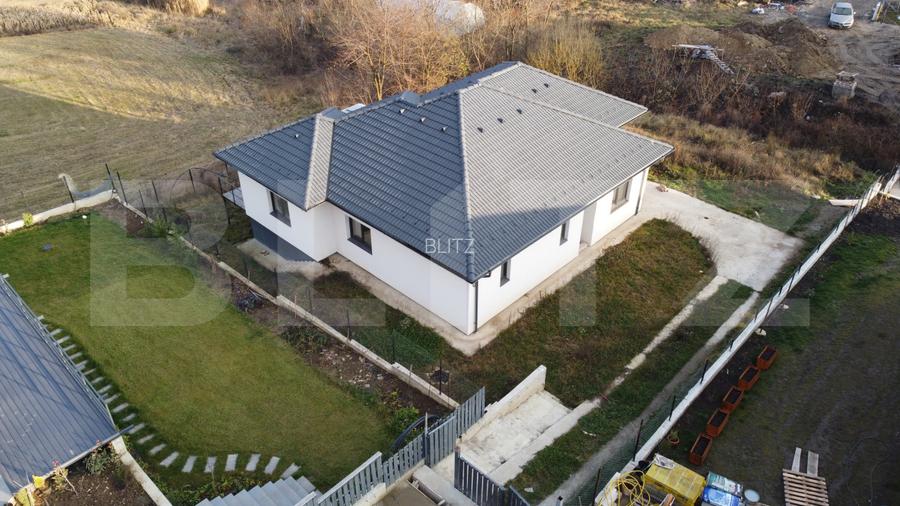 Casă de vânzare in Corușu - 3