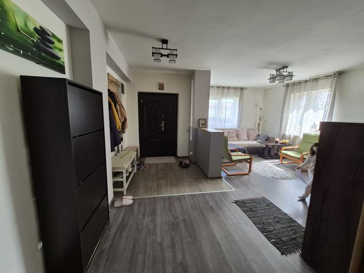 Vila tip duplex,4 camere,2 bai,mobilata si utilata complet