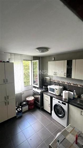 Vanzare Apartament 2 Camere Decomandat Berceni-Izvorul  Muresului - 3