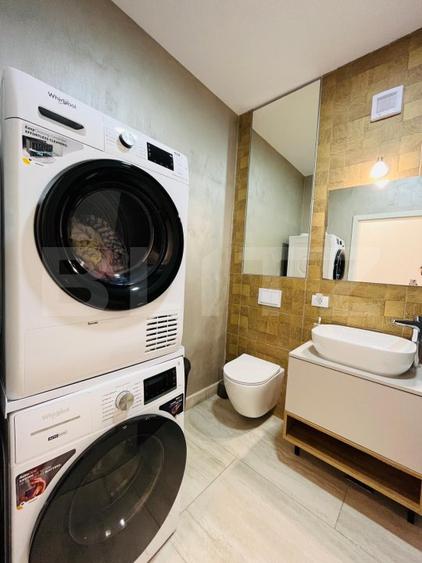 Penthouse LUX pe un singur nivel, cu 3 camere, 79 mp, decomandat, zona Tractorul