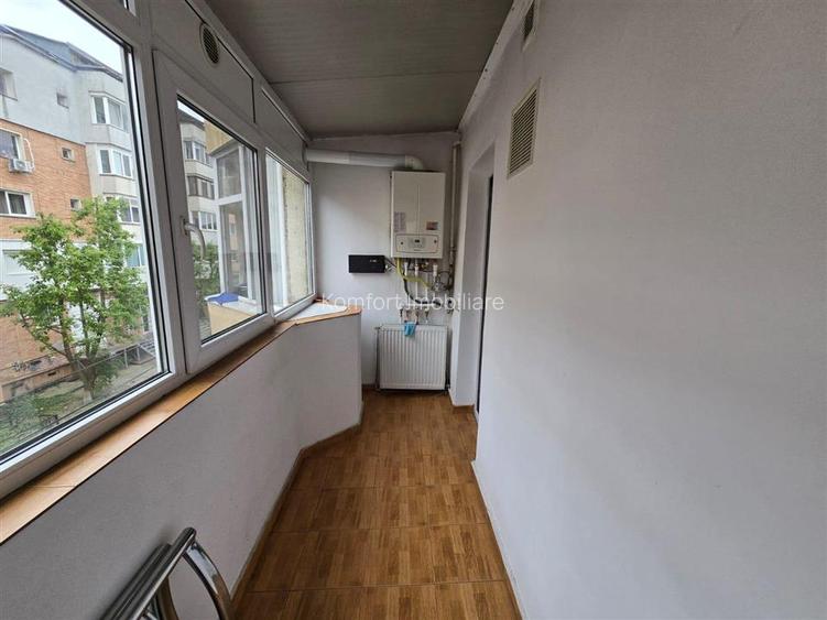 Apartament 3 camere zona Neagoe Voda - 10