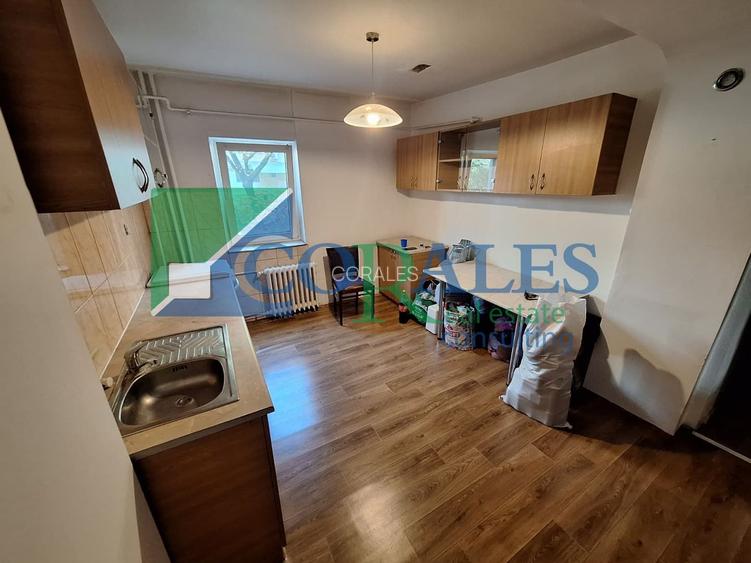 Apartament 2 camere, Zona Soarelui, 52 mp, baie cu geam, parter înalt. - 10