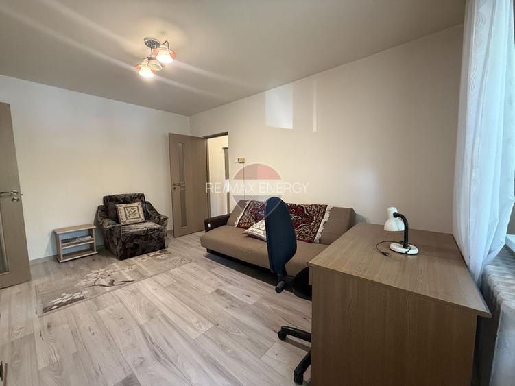 Apartament cu 2 camere, aleea Moldoveanu, et 1. - 7