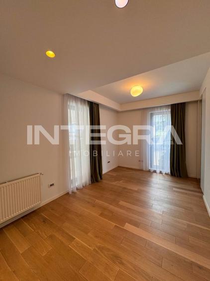Apartament Lux 3 Camere | 2 Parcari | Zona Verde | str. Eugen Lovinesc