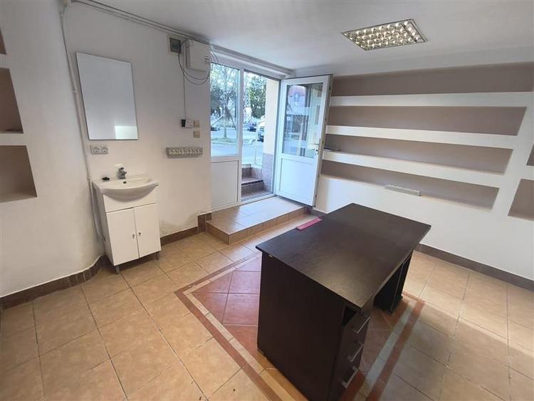 Resita Spatiu Comercial Zona Centrala