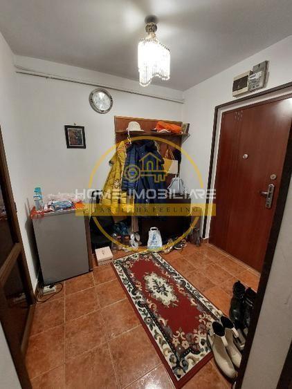 Apartament cu 2 camere / 53mp / zona Podu Ros