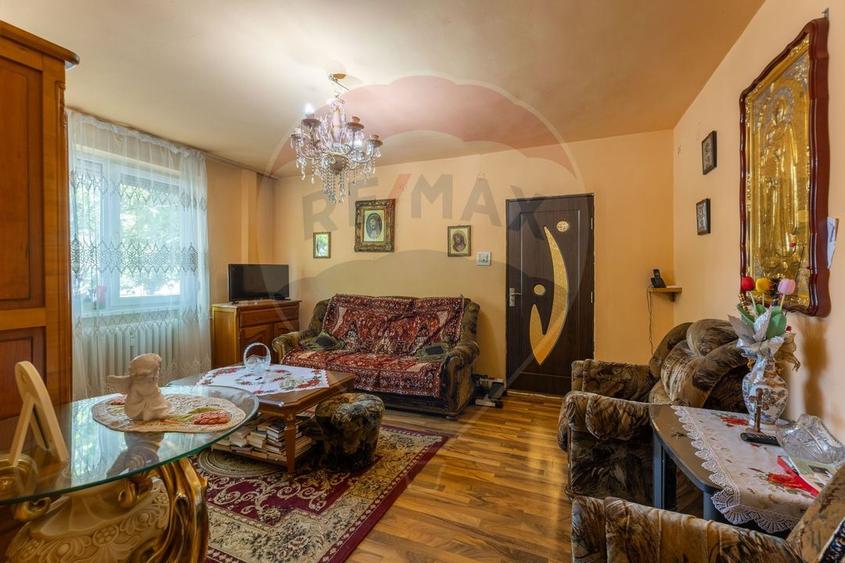 Apartament 3 camere de închiriat în zona P-ta Garii