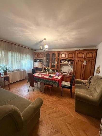 MT238 Apartament 2 camere, parter inalt SAGULUI, centrala proprie