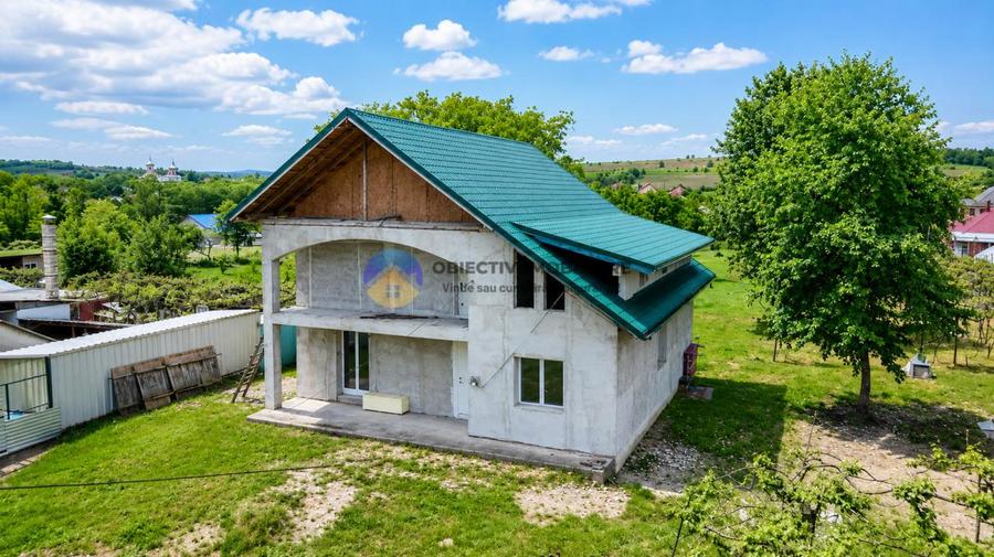 Casa si teren de vanzare REDIU