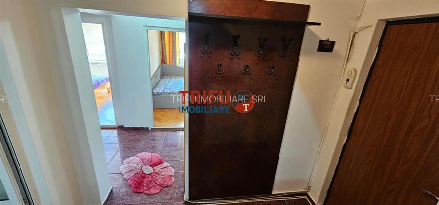 Apartament complet decomandat, 3 camere, 2 băi și garaj inclus - 8