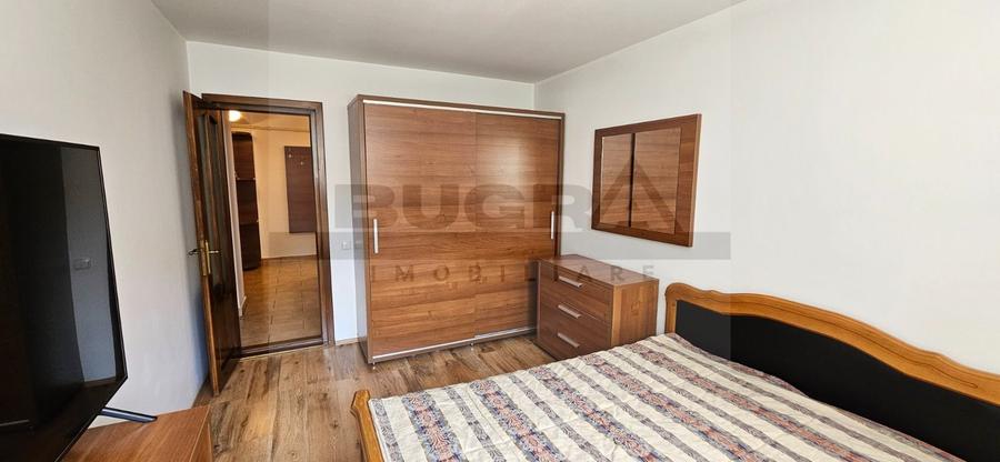 Apartament de 2 camere, decomandat, 73mp, parcare, zona Trifoiului