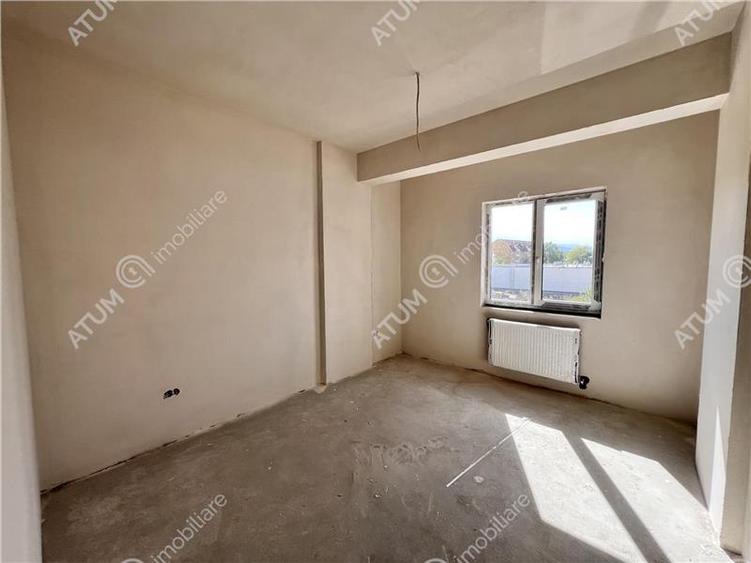 Apartament cu 3 camere decomandate si 2 balcoane in Sibiu