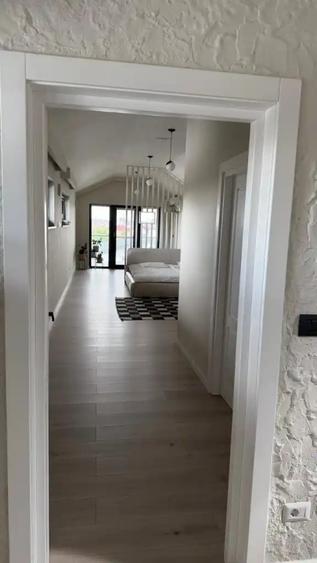 Casa individuala, 302 mp, teren 800 mp, zona Marginea