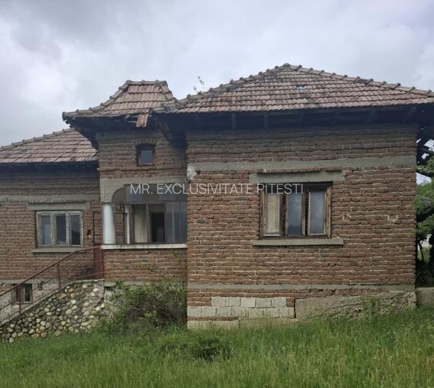 Teren 4226 mp si casa de renovat in loc. Babana, jud. Arges - 4