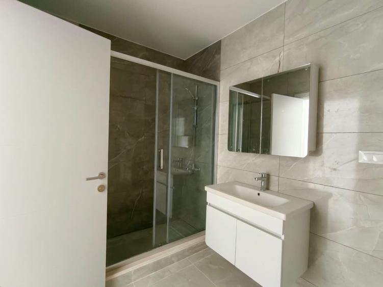 ULTIMUL APARTAMENT Solid Residence Smaraldului - 2 Camere curte proprie La Cheie