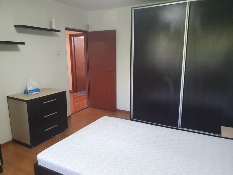 Vanzare-2 camere-p/4-dec-Dr Taberei-Plaza-reabilitat-liber-mobilat-92800€