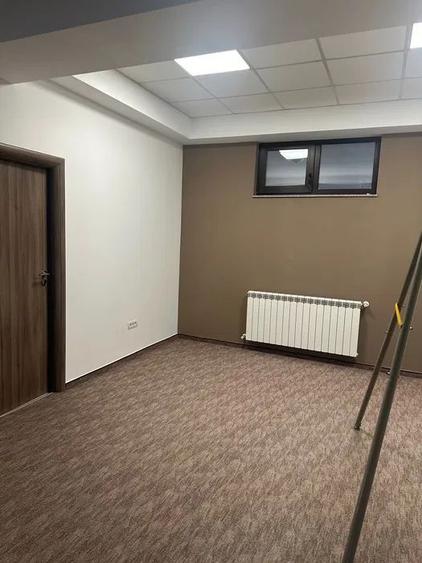 Spatiu comercial de vanzare - KM 4-5