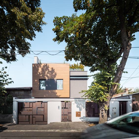 Vilă situată în zona Piața Domenii - 12 Camere