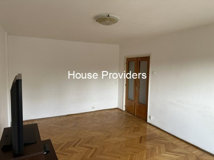 Piata Victoriei, superpozitie