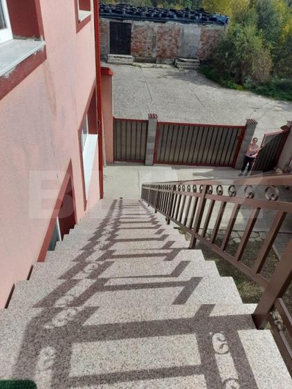 Oportunitate! Spatiu birouri, 160 mp, etajul 1, Periferie