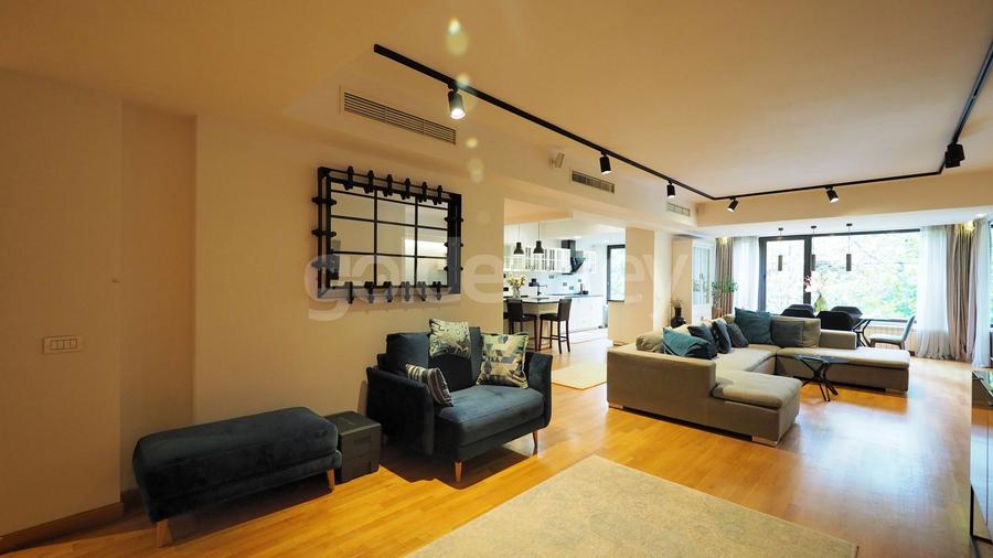 Apartament spatios cu 5 camere | 1 loc de parcare