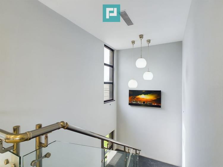 Spațiu comercial modern cu parcare proprie