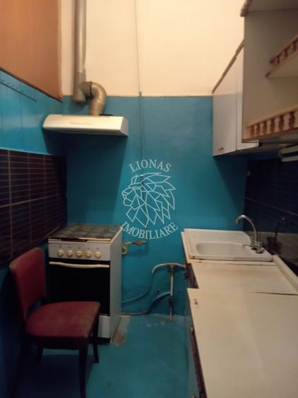 Apartament 3 camere 69 mp+pivnita si parcare-Ultracentral- Investitie