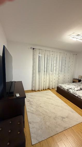 Apartament 2 camere in bloc cu lift