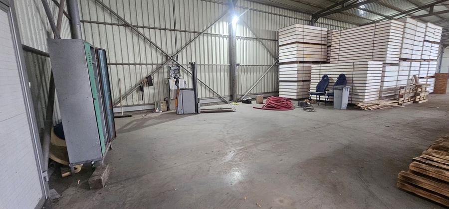 Hala 1.533 mp cu teren 5.000 mp – Vanatori, zona Maylo