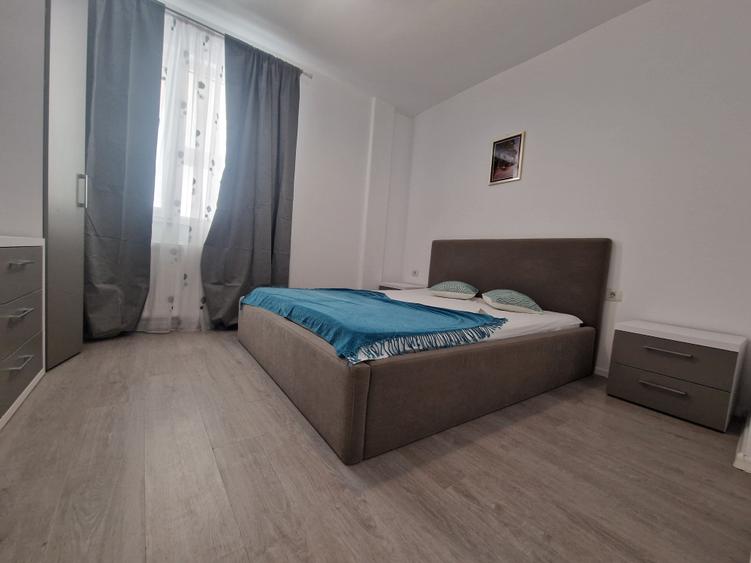Mamaia Nord(Leon Beach)- 2 camere decomandate mobilat-utilat-98.000euro