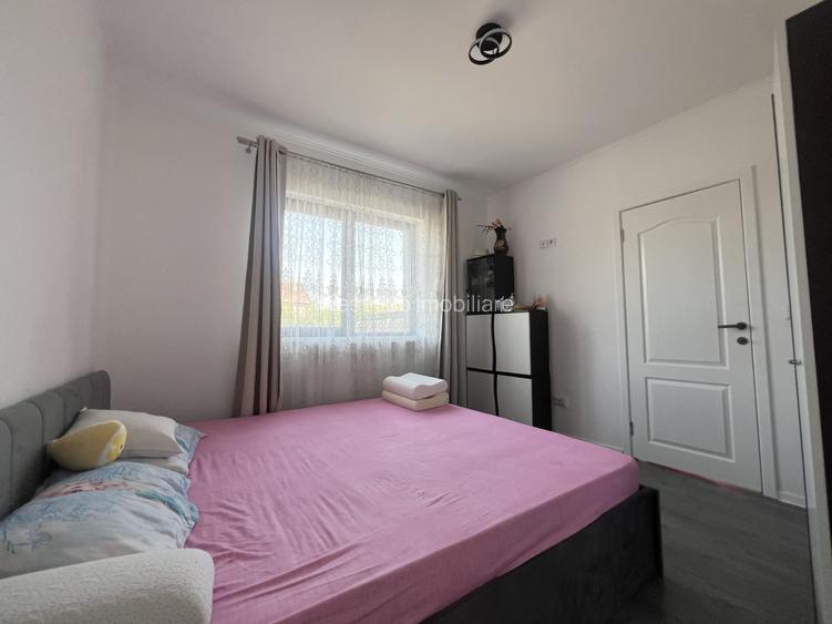 Duplex 3 camere, 72 mp utili, mobilat/utilat - Sanmihaiu Roman