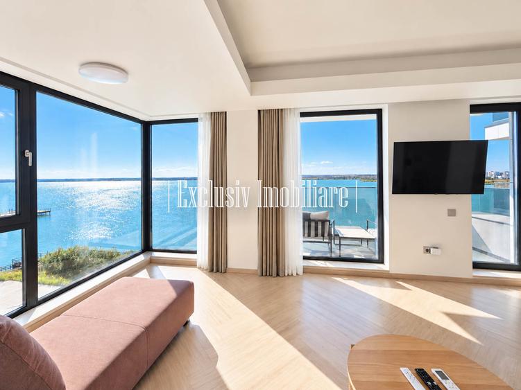 Priveliste Panoramica la Lacul Siutghiol - Apartament de Lux cu Parcare Privata