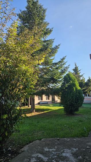 Casa cu spatii generoase pentru muncitori!!!