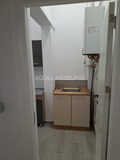 Birouri 140 mp = prima inchiriere = RENOVAT RECENT - 9