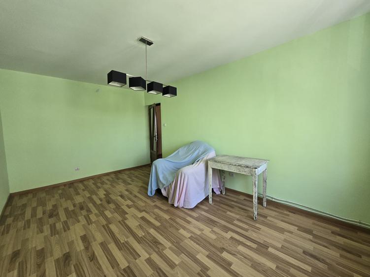 Apartament 3 camere Progresu | Decomandat | 2 balcoane | 54.900€