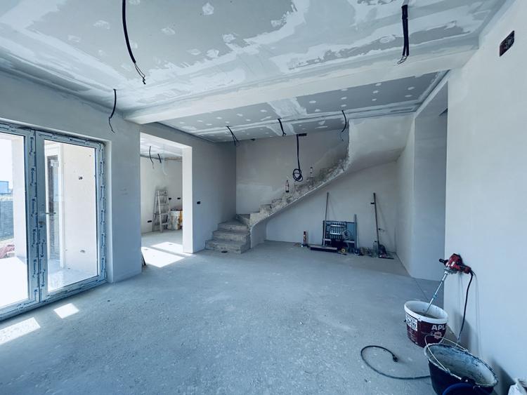 Duplex 5 camere, 129mp utili, 397mp teren, 3 bai, Calea Urseni
