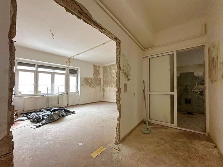 Oportunitate investiție: 2 unități ultracentral, pregătite pentru renovare