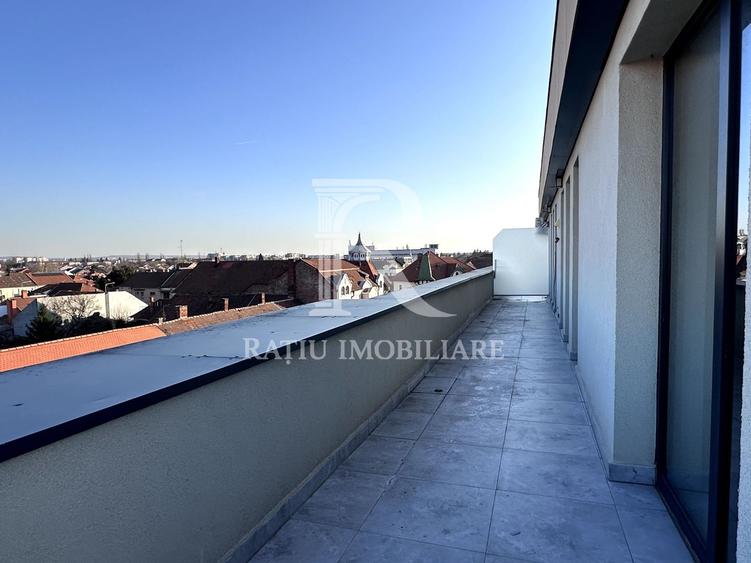 Penthouse cu 3 camere | Ultracentral | Oradea