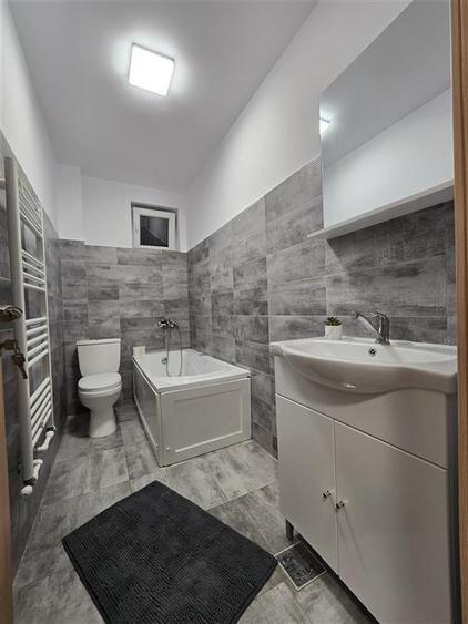 Etaj 1 - Lunca Cetatuii Astoria, 1 camere decomandat, prima inchiriere