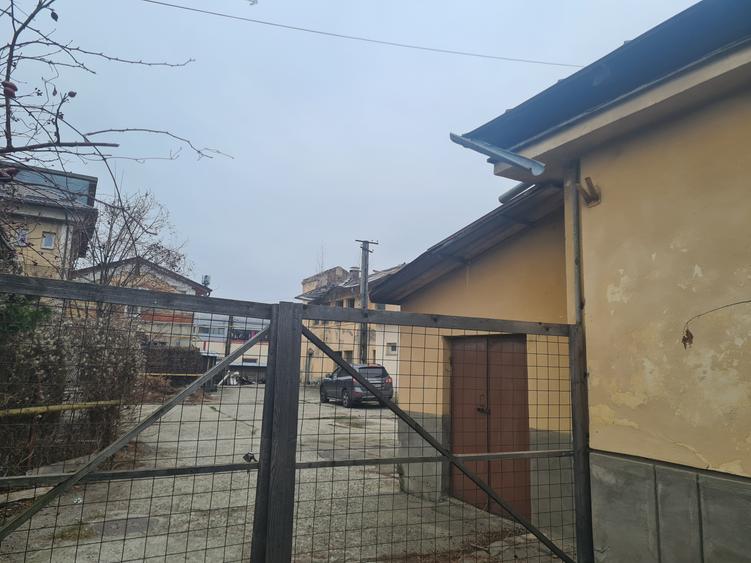 Teren pentru investiție la drum național