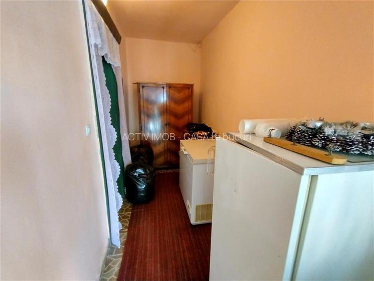 Rachitova, Casa 8 Incaperi, 3800mp Teren, Usor Negociabil - 37