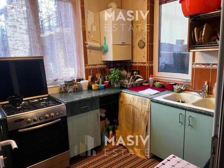 De vanzare apartament la casă cu grădină proprie