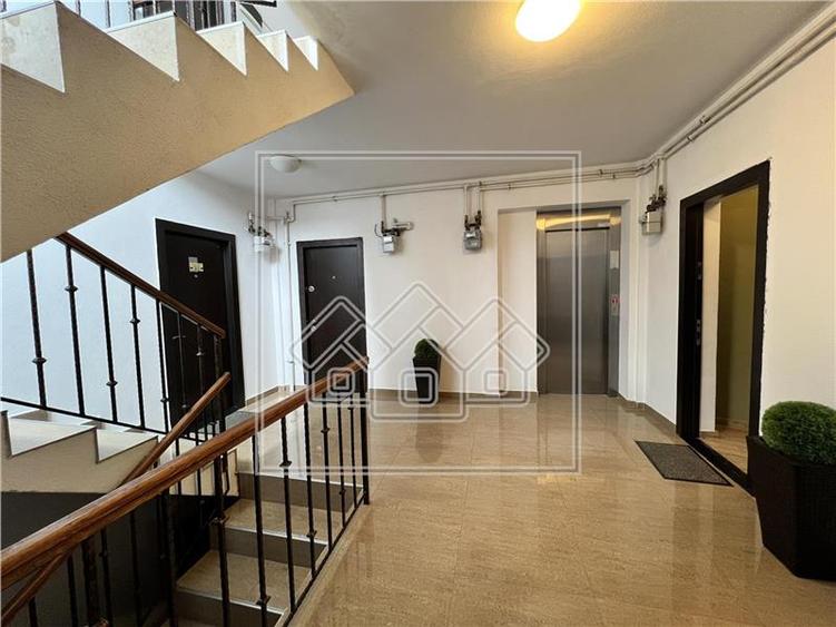 Apartement 2 camere, mobilat si utilat premium - reper Scoala de Inot