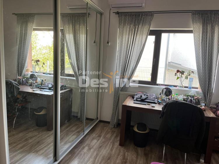 Casă 3 camere – Sector 5 – gata de mutare