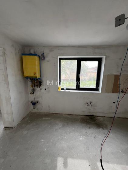 Sanandrei - Central - Casa individuala  5 Camere - 7