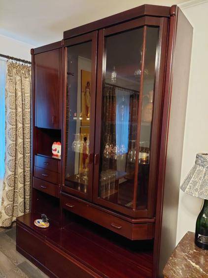 Apartament 4 camere, 100 mp, zona 1 Mai aproape de facultatea de Medicina