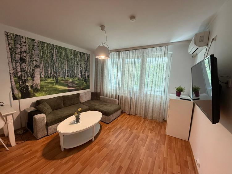 Calea Victoriei, 2 camere dec, et.3, balcon, bloc termoizolat,  zona linistita