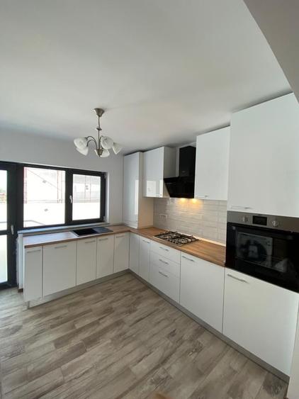 Vila modernă în Lumina – complet mobilată și utilată