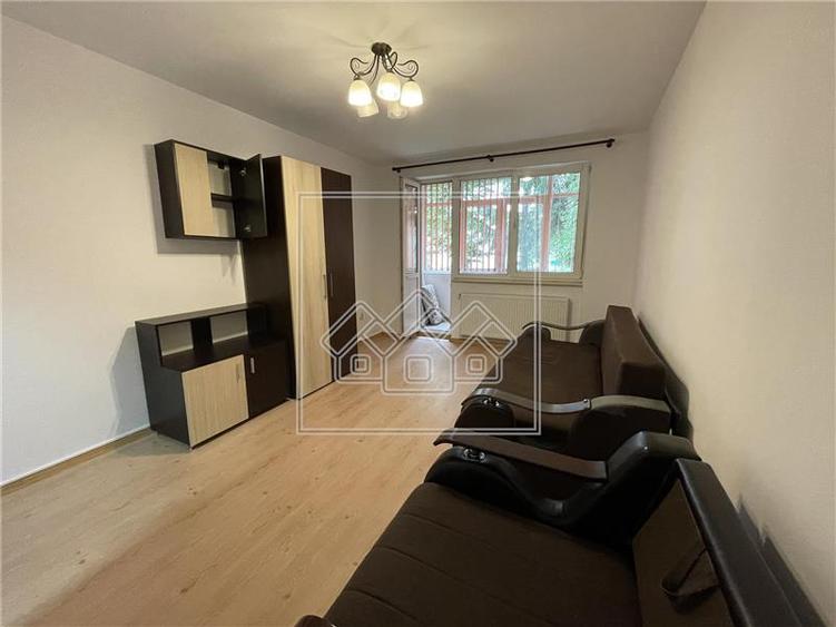 Apartament 2 camere decomandat, str. Rahovei, parter + balcon