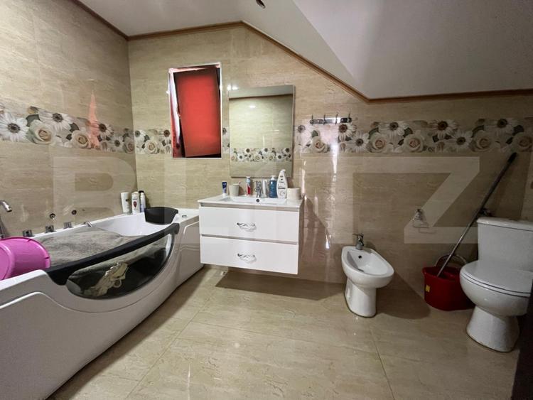 Casă P+M de vânzare, 106 mp utili, teren 250 mp, Cartier Tineretului